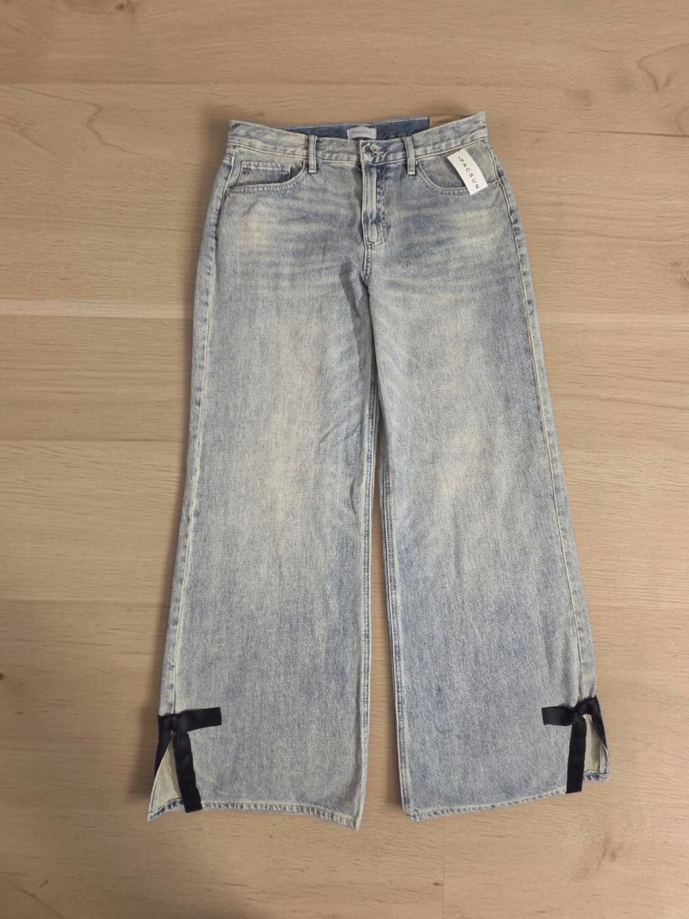 *NEW* PacSun Light Wash Wide Leg Bow Hem Jeans Size 28 NWT Coquette